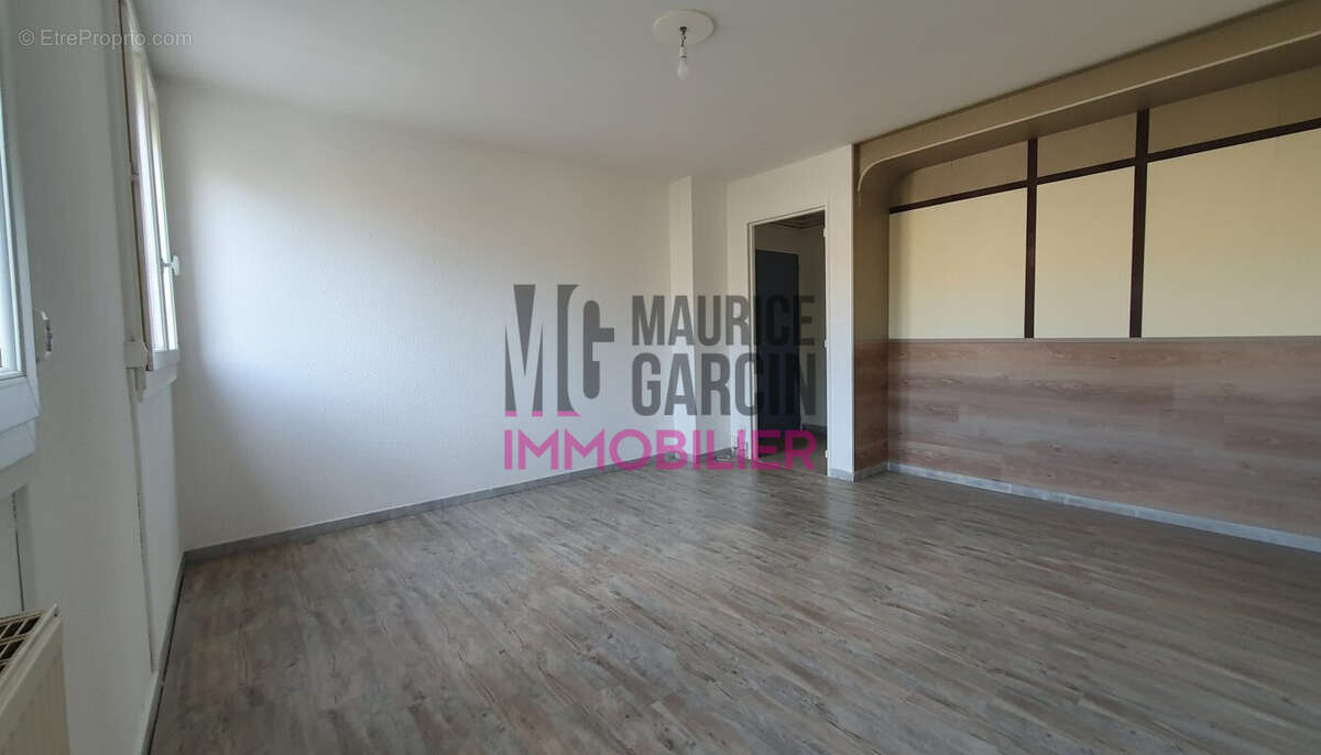 Appartement à SORGUES