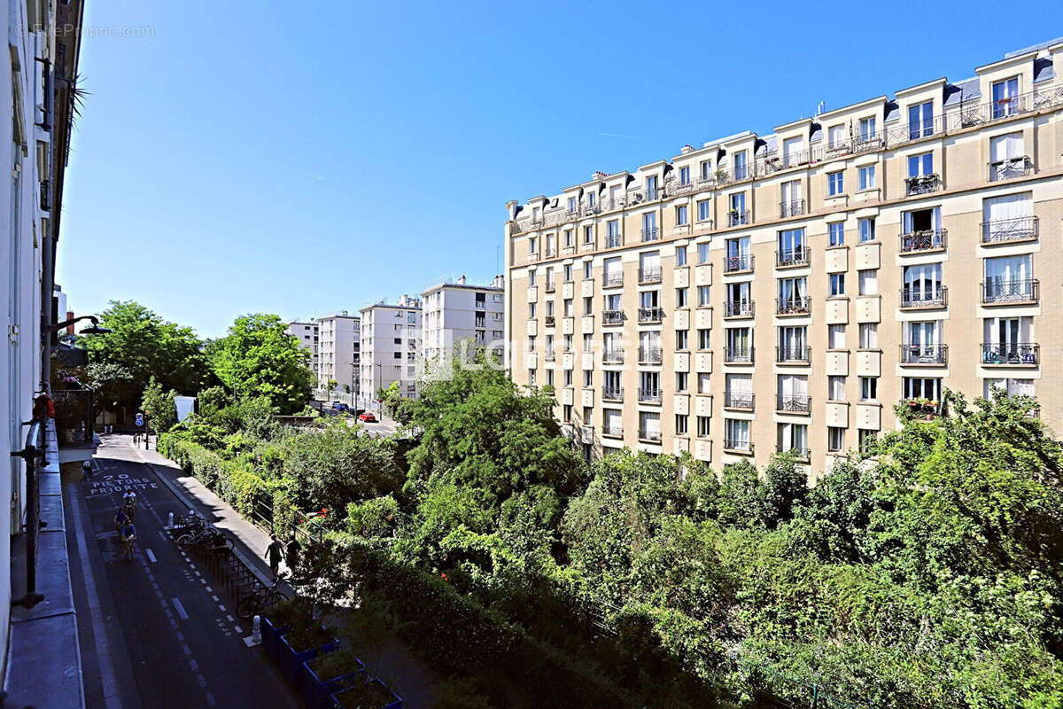 Appartement à PARIS-14E