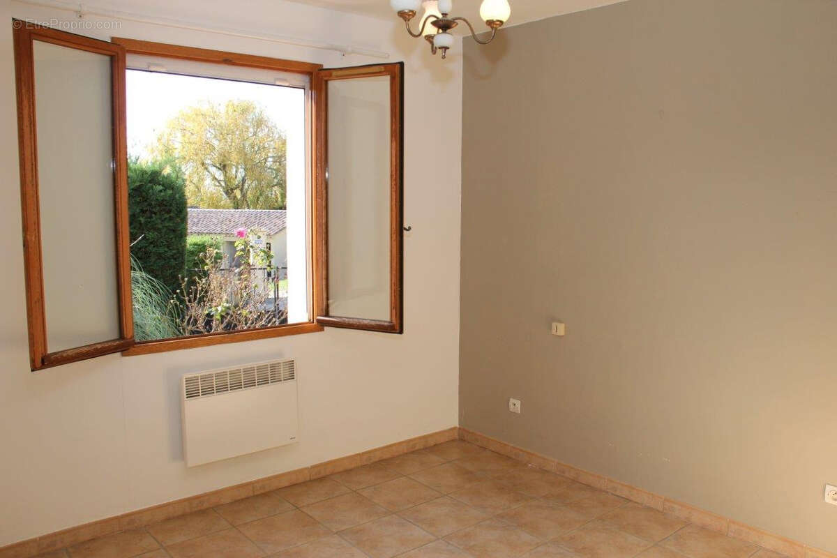 Maison à BANON