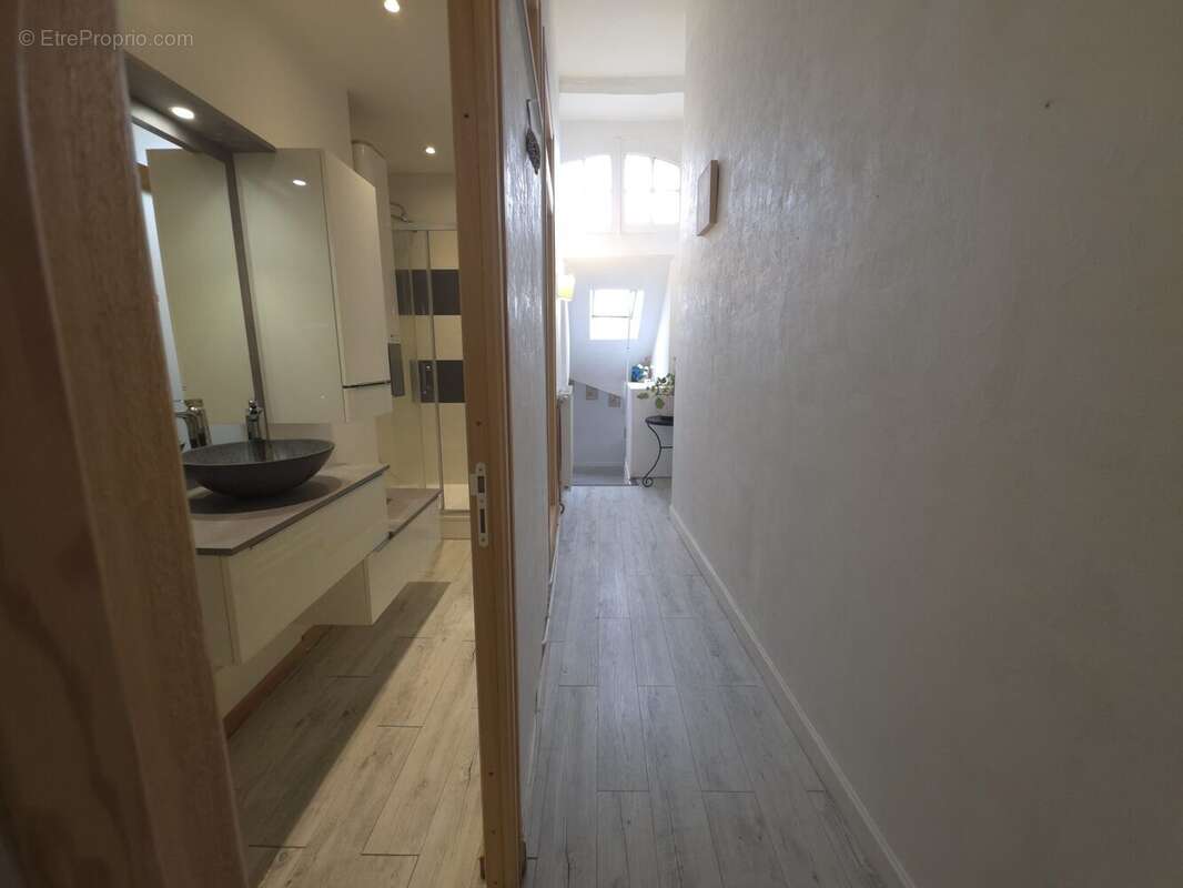 Appartement à LAMBALLE