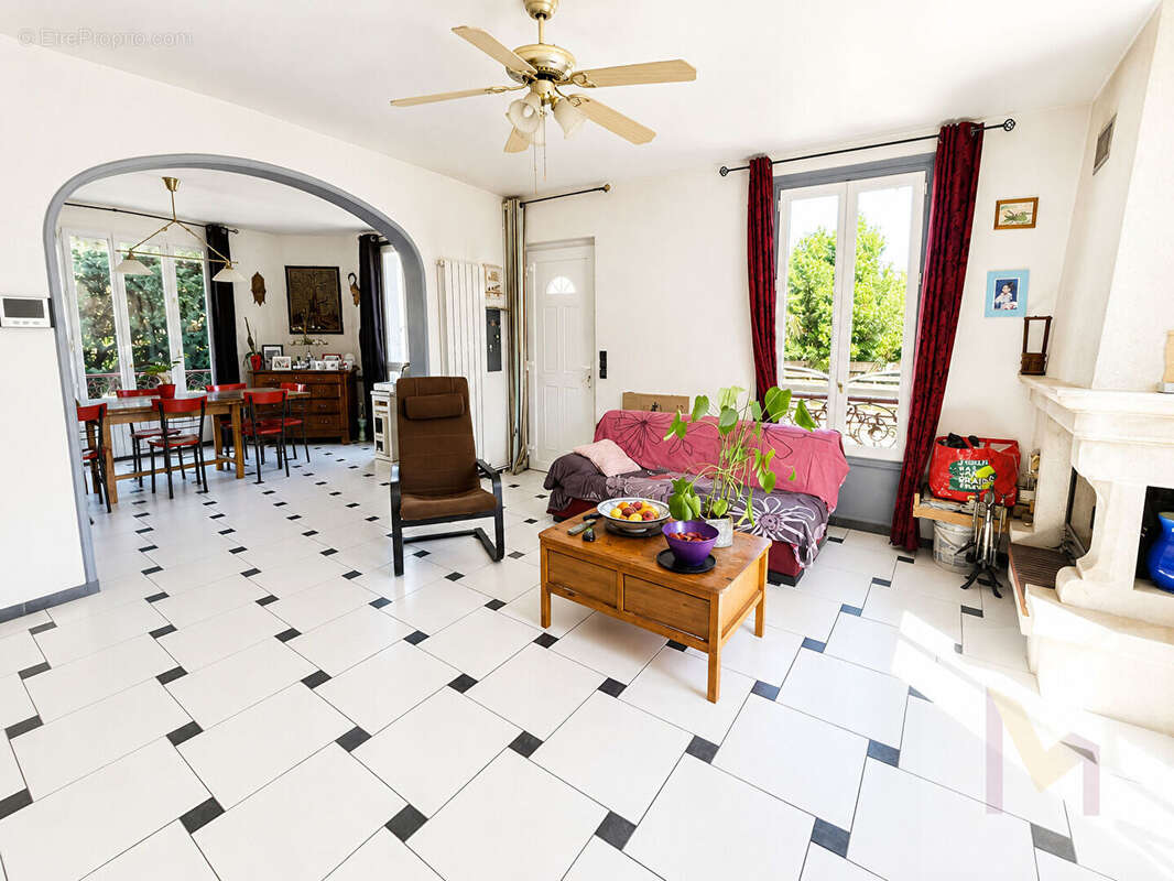 Maison à NEUILLY-PLAISANCE