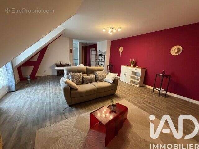 Photo 2 - Appartement à SAINT-FARGEAU-PONTHIERRY