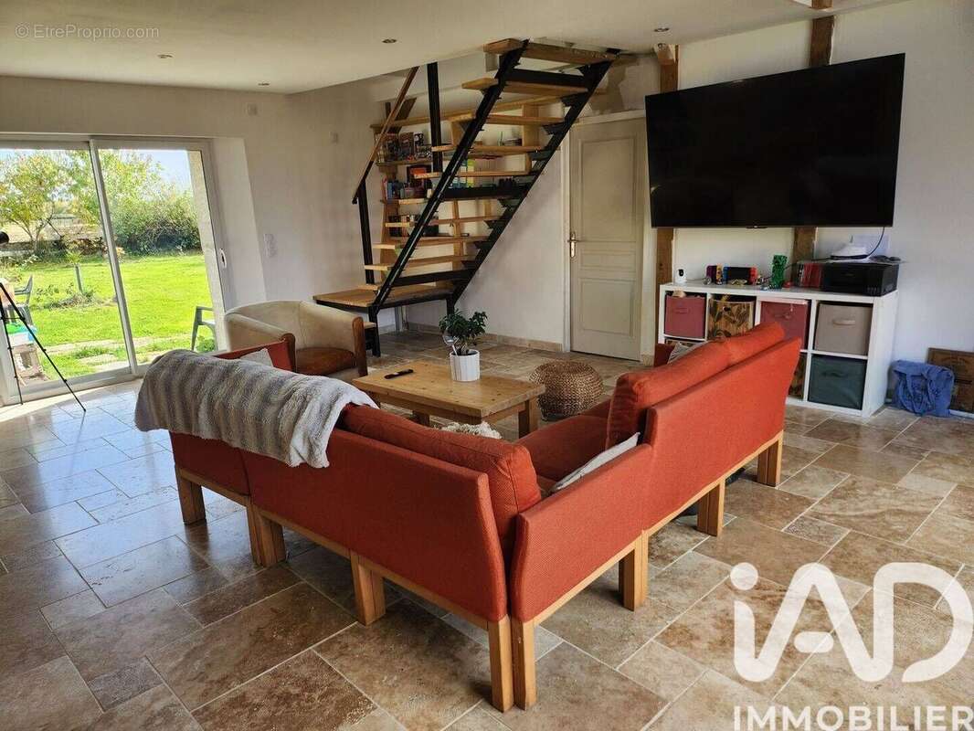 Maison 141 m² à Blandainville  - photo 4