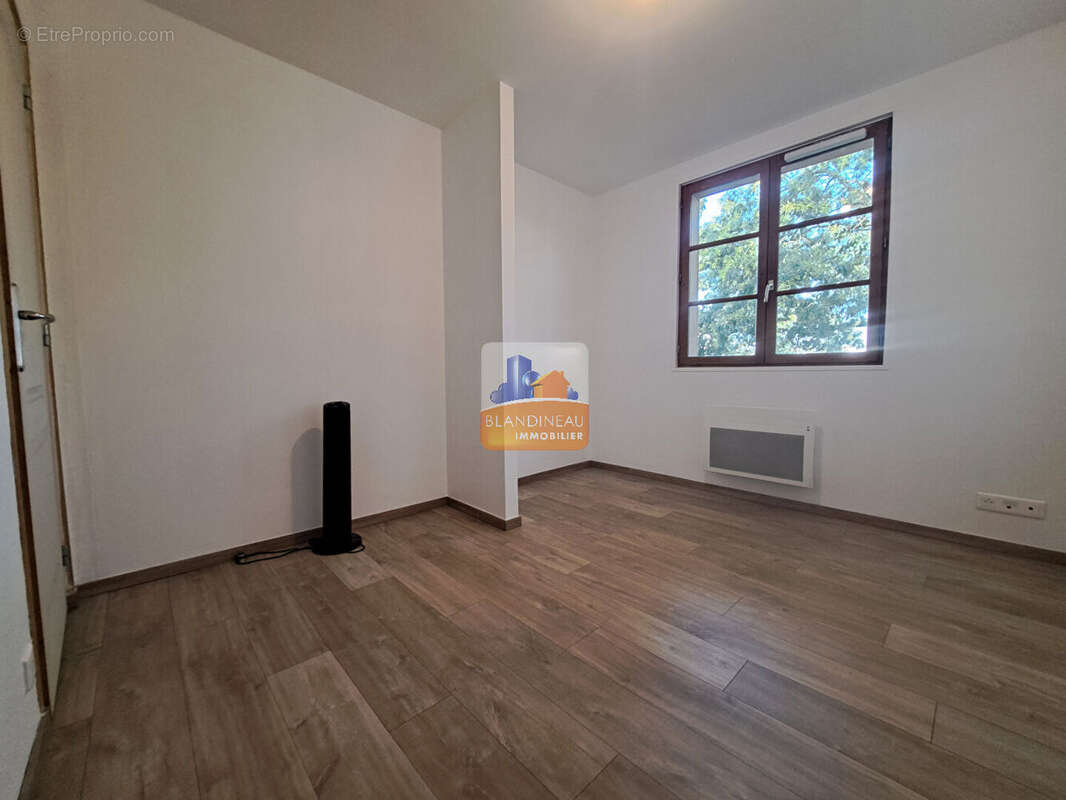 Brains maison 4 chambres, terrain 393 m² - photo 9