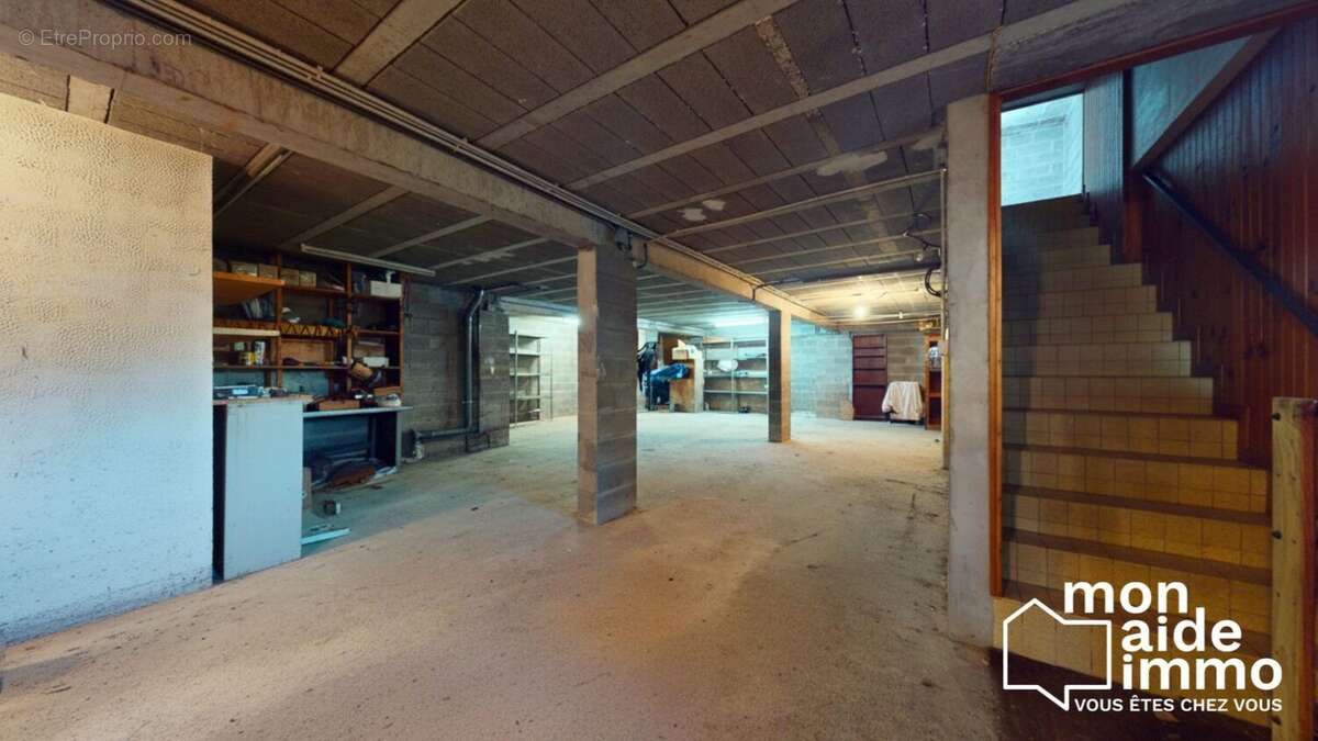 Maison à FARGUES-SAINT-HILAIRE