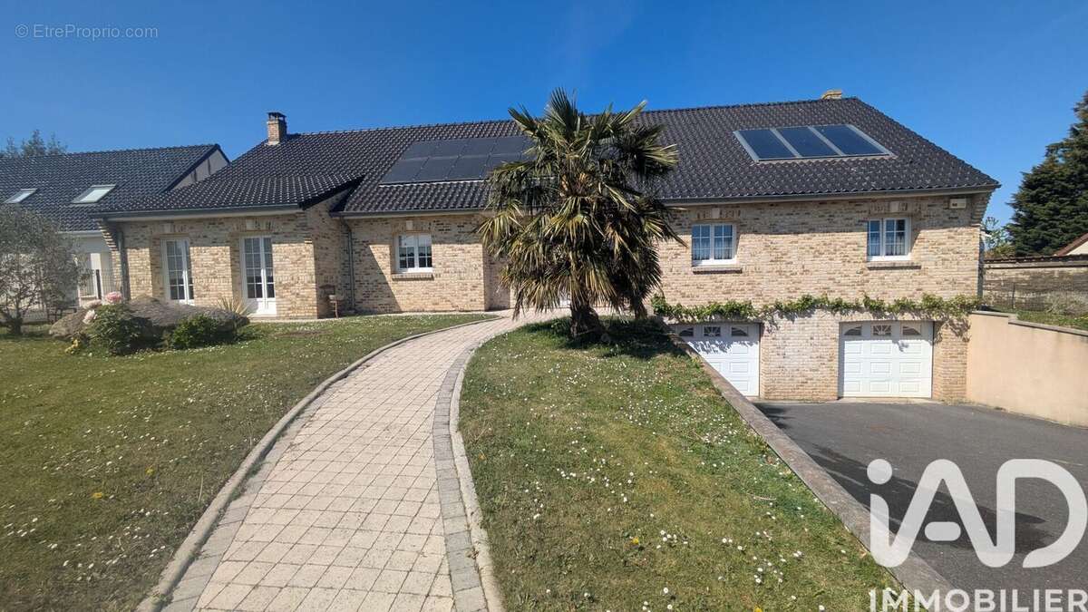 Photo 2 - Maison à MAISNIL-LES-RUITZ