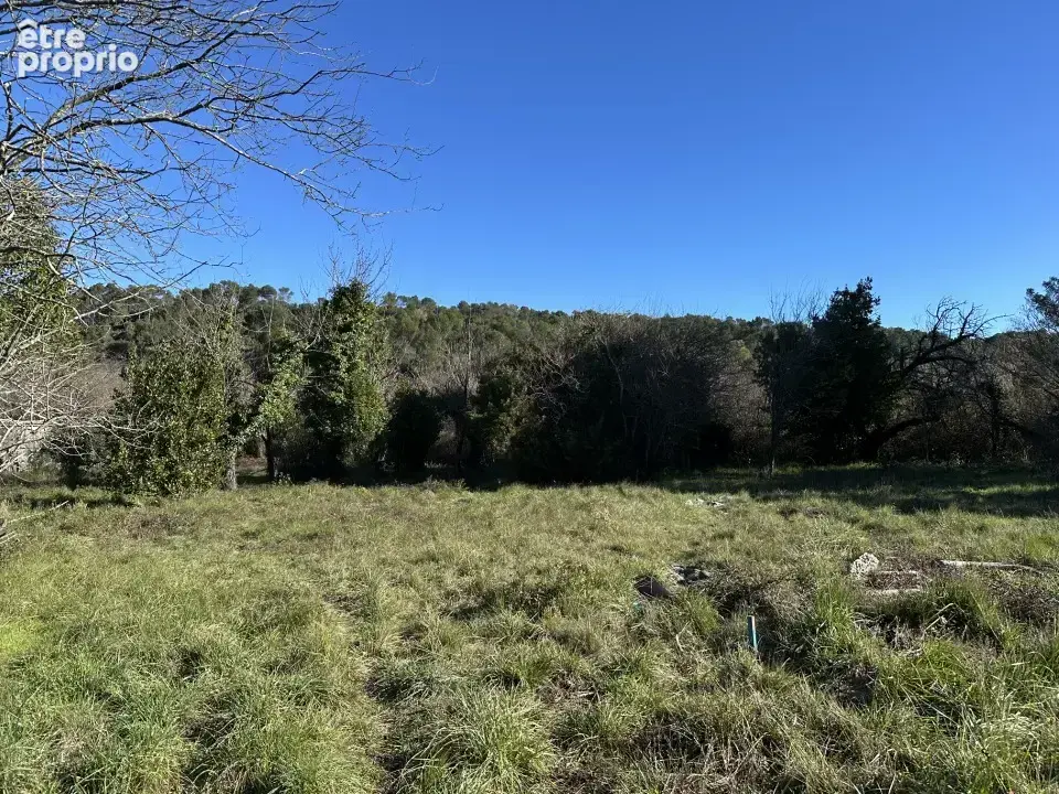 Photo Terrain à Carnoules au prix de 139 000€