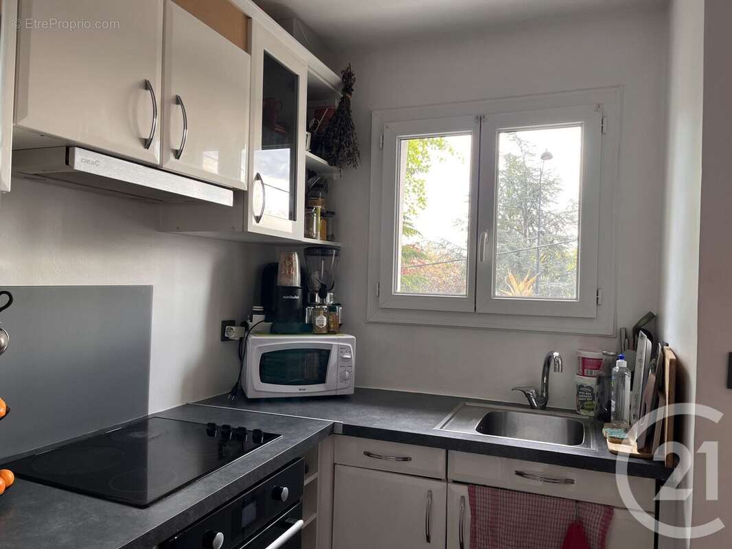 Appartement à SAINT-MAUR-DES-FOSSES