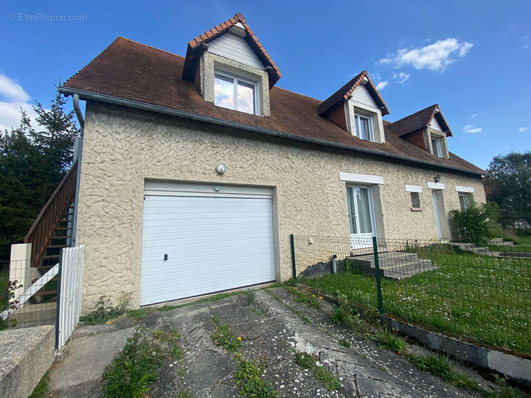 Maison à BASSENEVILLE