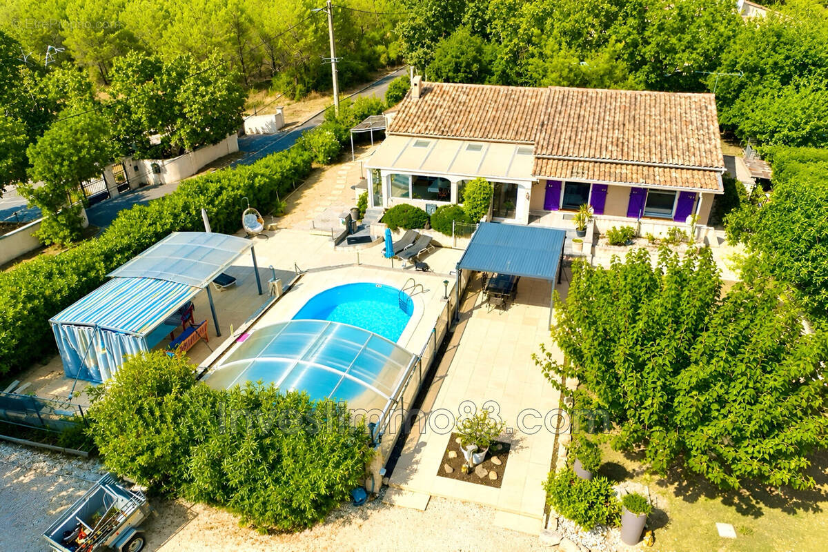 Maison 150 m² à Rocbaron  - photo 1
