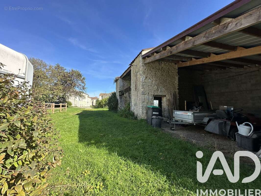 Photo 9 - Maison à LA RONDE