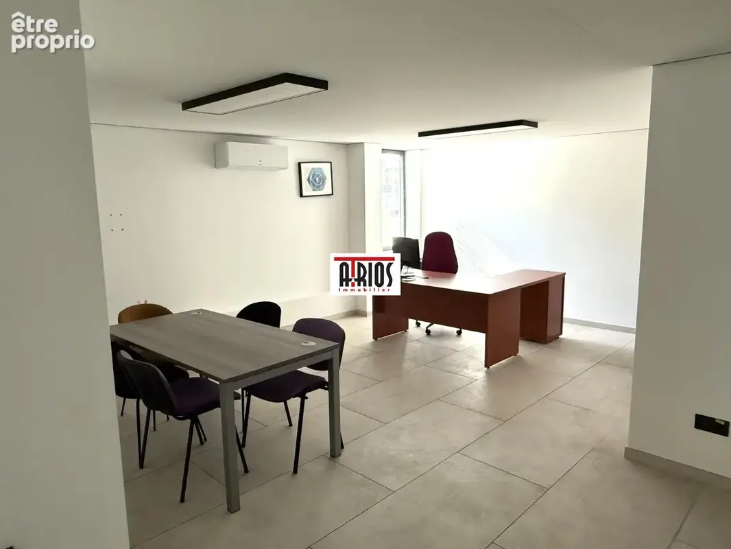 Commerce 492 m² à vendre à Cuers (83390) - photo 5