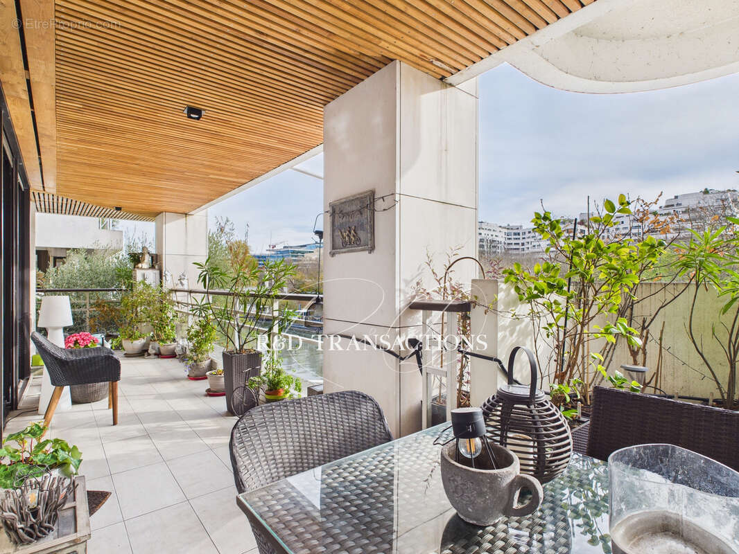 Appartement à LEVALLOIS-PERRET