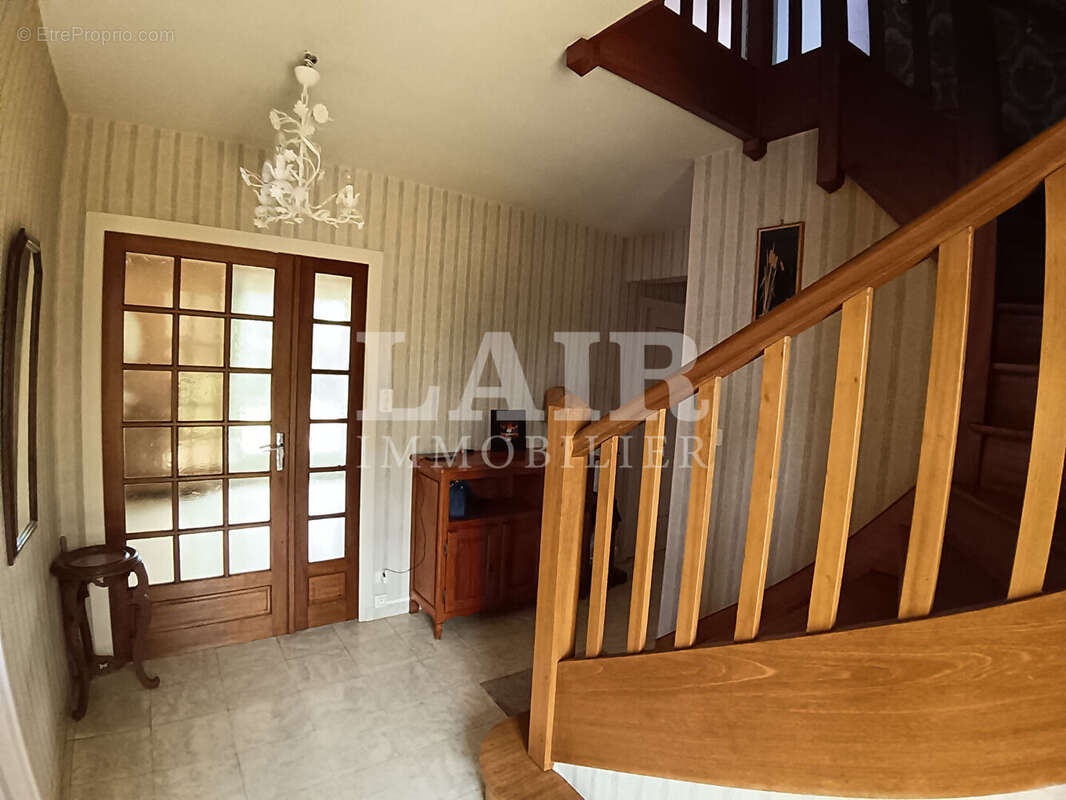 Maison familiale au Mêle-sur-Sarthe - ref.L15433 - photo 3