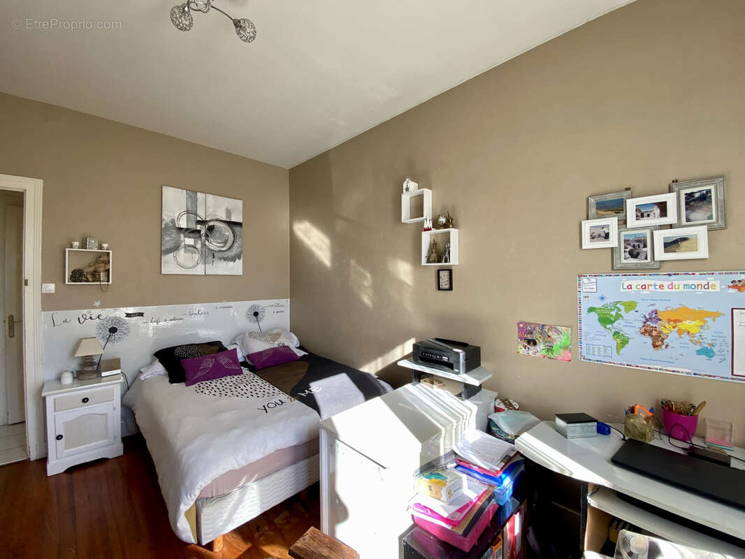 Appartement à SAINT-ETIENNE