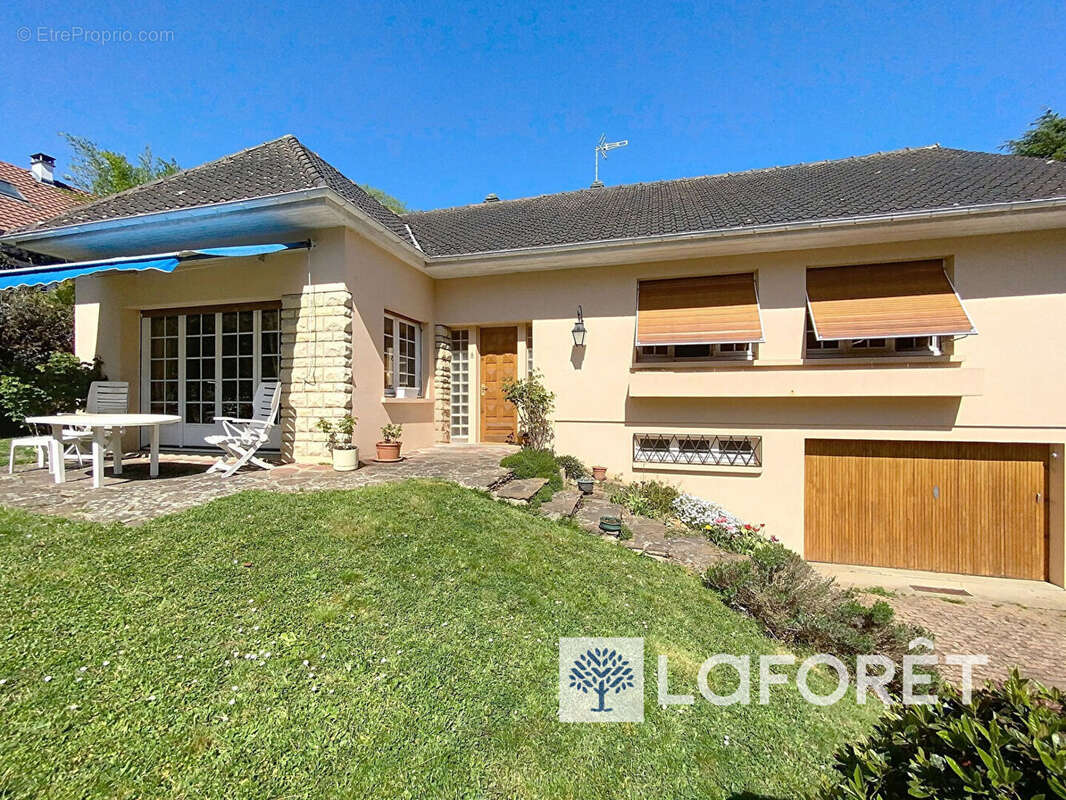 Maison à MARLY-LE-ROI