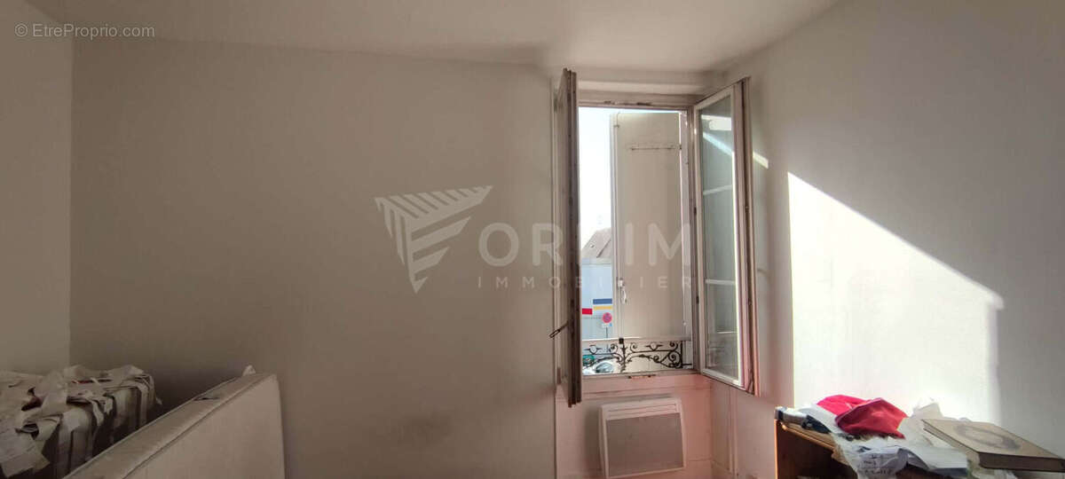 Immeuble de rapport avec local et appartement - photo 6