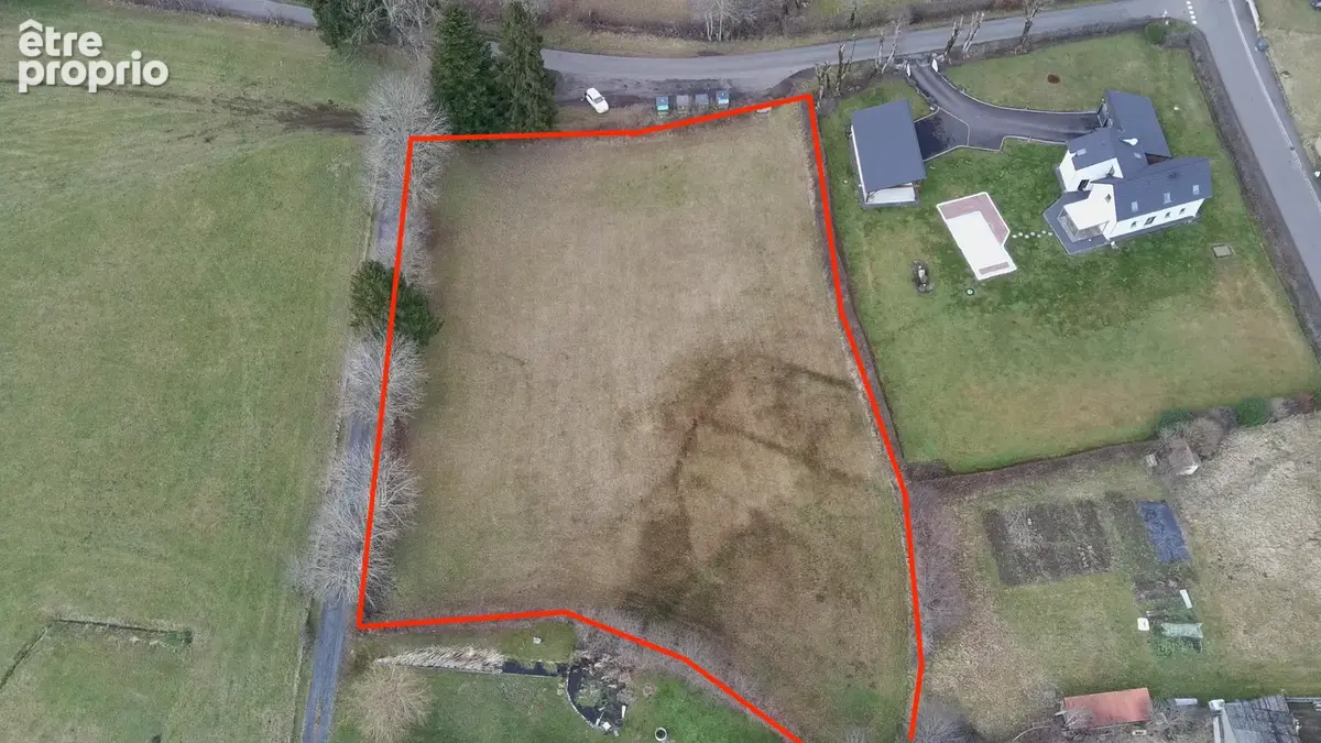terrain constructible de à Gelles · 112 650 €