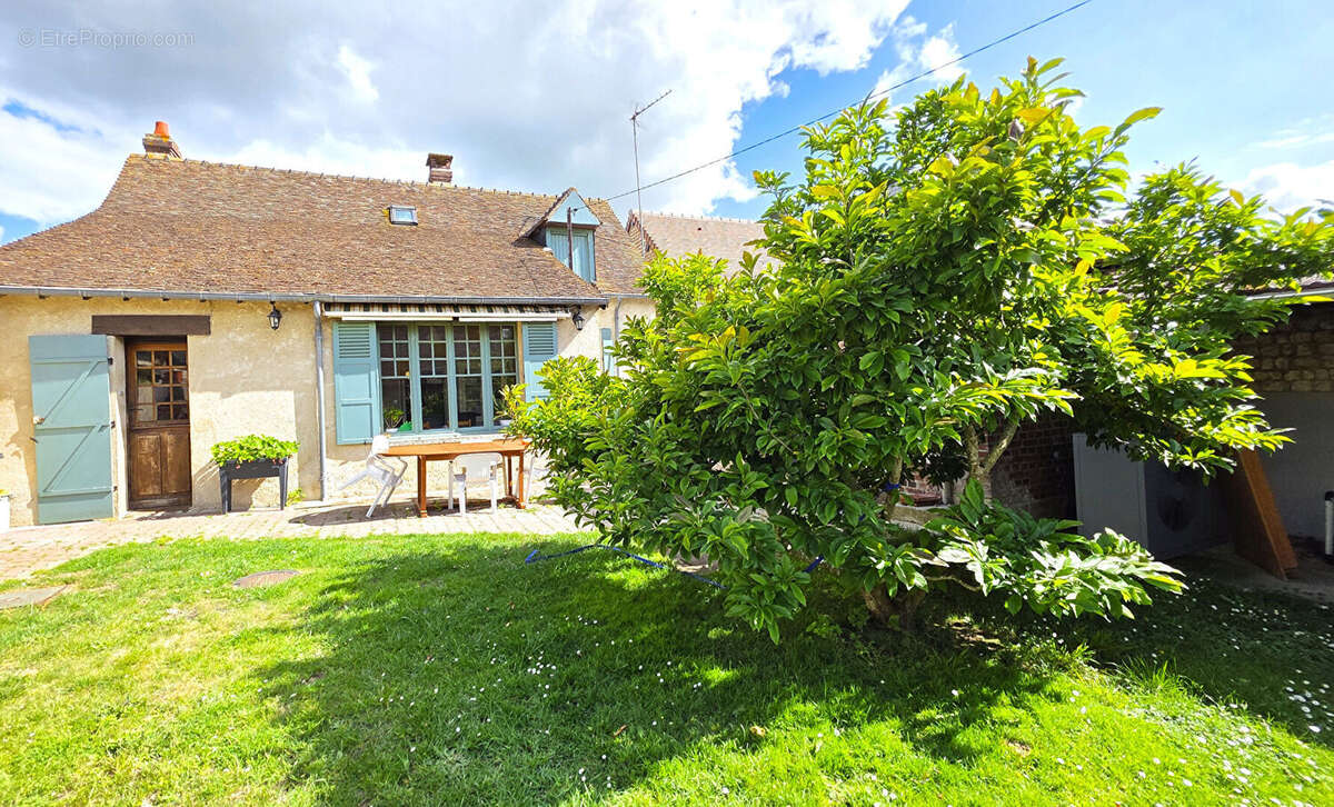 Maison à ANDE