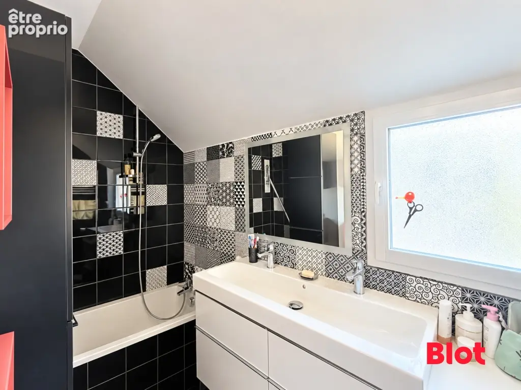 Maison 5 pièces 87 m² à vendre à Rennes (35200) - photo 7