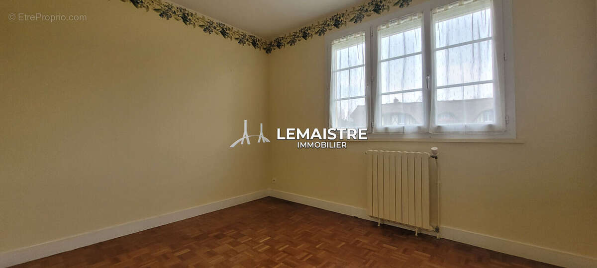 Maison à LA TRINITE-DU-MONT