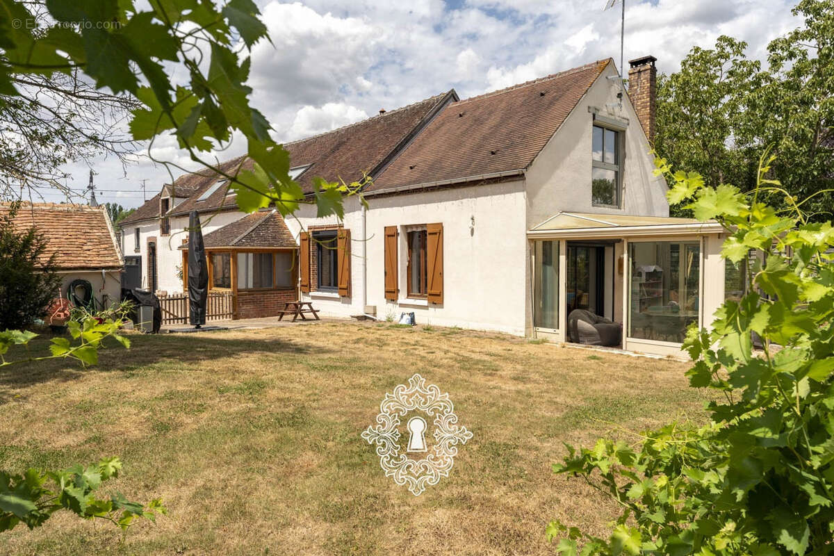 Maison à BRAY-SUR-SEINE