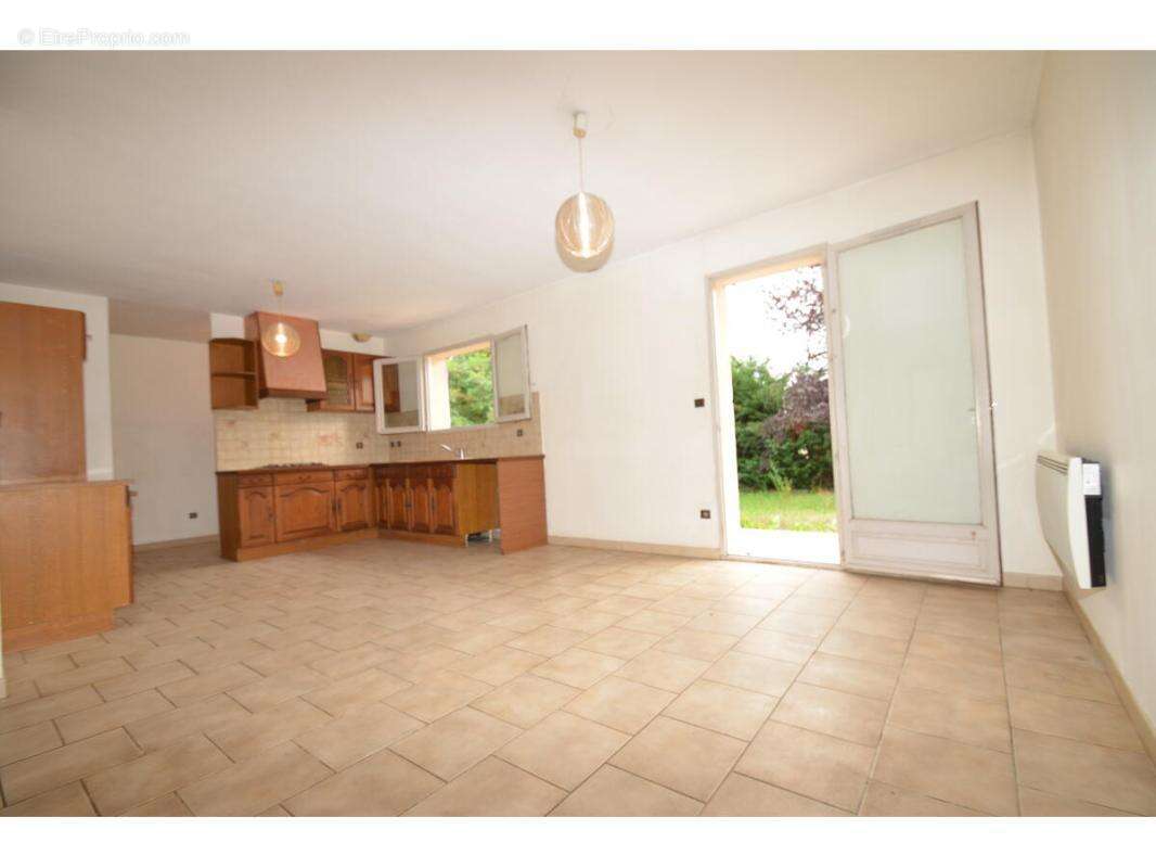 Maison à VILLENAVE-D'ORNON