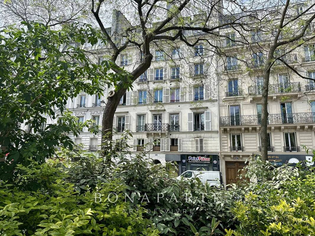 Appartement à PARIS-11E