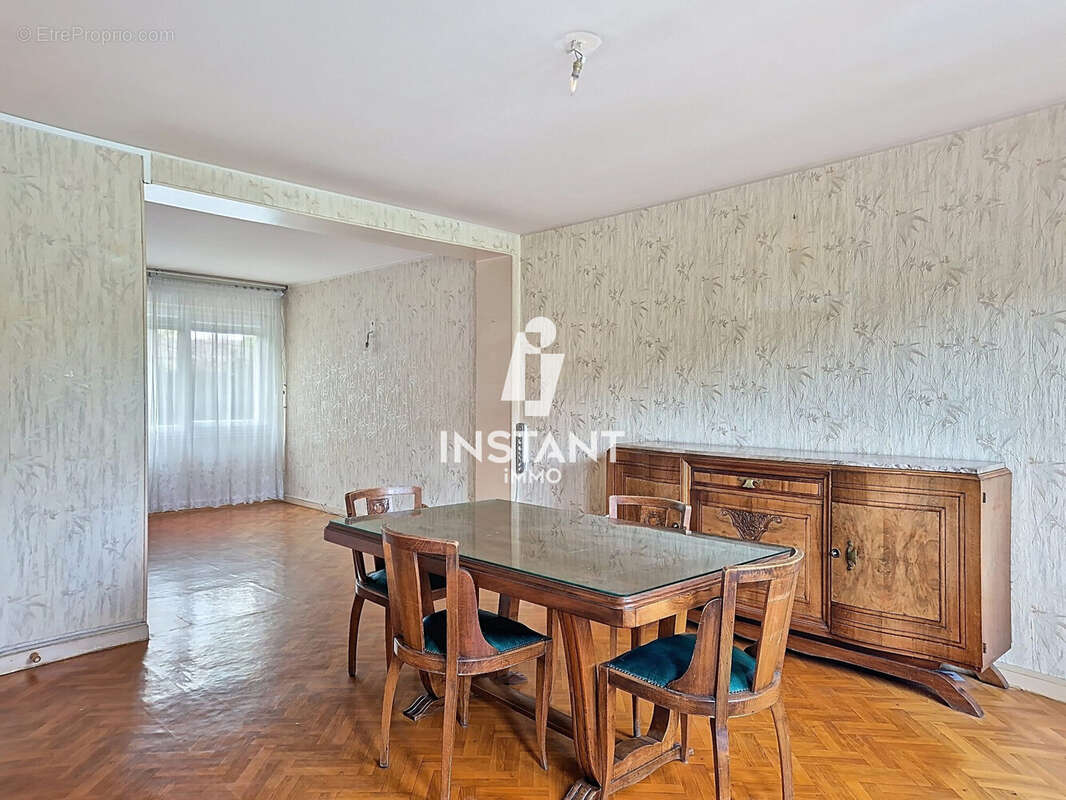 Appartement à MAISONS-ALFORT