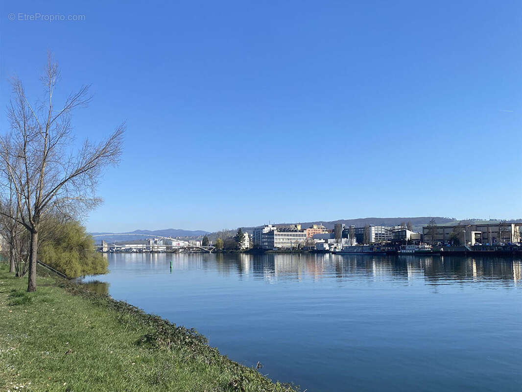 Appartement à HUNINGUE