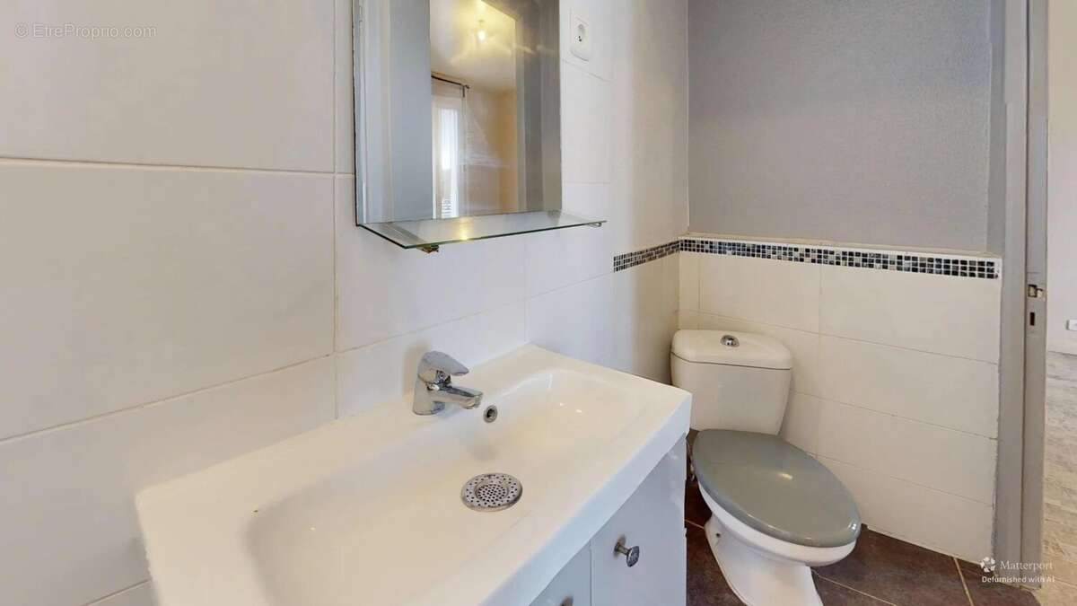 Maison à LE MESNIL-SAINT-DENIS