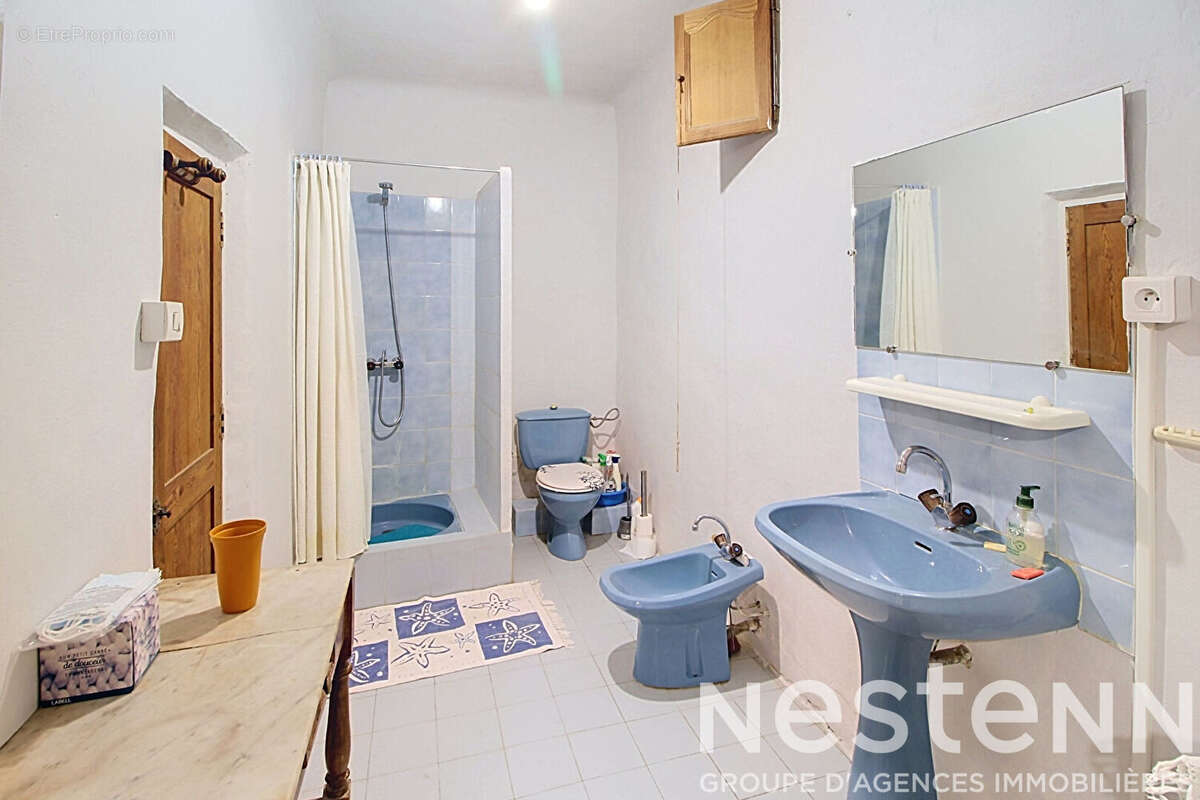 Appartement à LORGUES