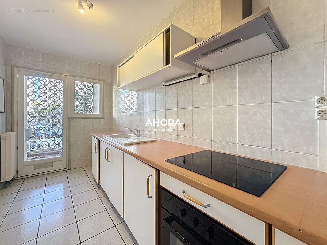 Appartement à MARSEILLE-10E