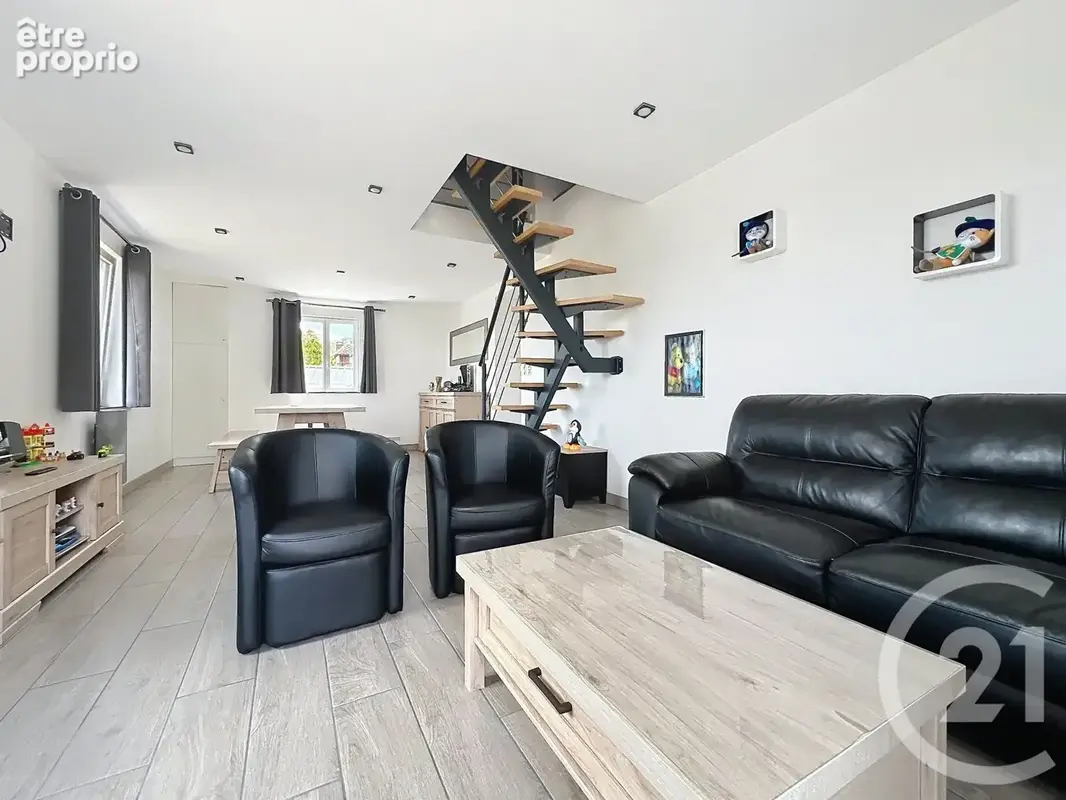 Maison 3 pièces 65 m² à vendre à Pont-Audemer (27500) - photo 3
