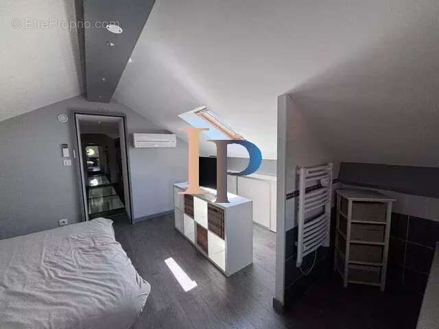 Maison à CHARLIEU
