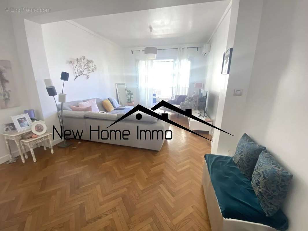 Appartement à MARSEILLE-8E