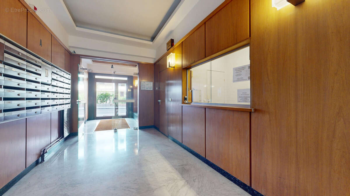 Commerce à PARIS-12E