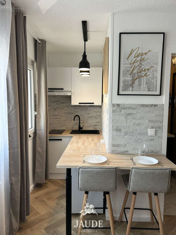 Studio rénové (2025) de 24.4m2 avec parking   Résidence Agora   27 rue Raynaud, Clermont-Ferrand - photo 8