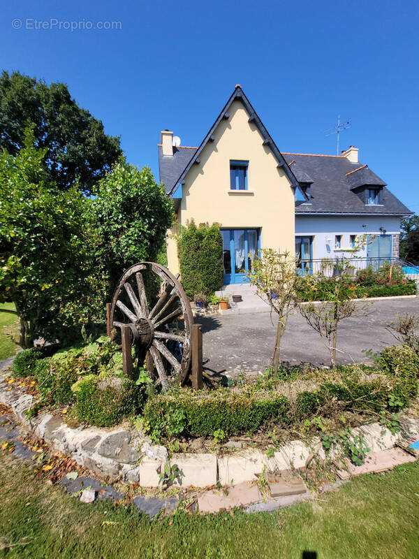 Maison à ROSTRENEN