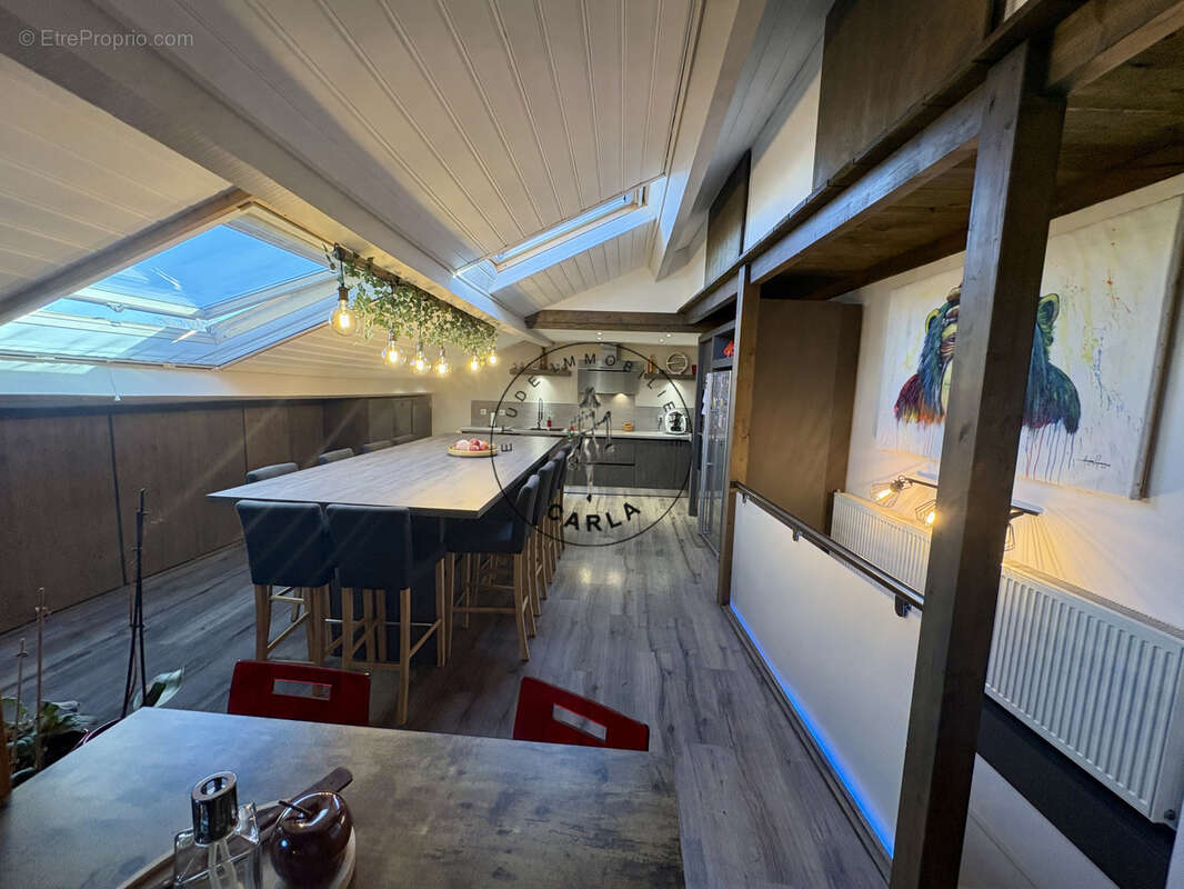 Appartement à SAINT-GENIS-LAVAL