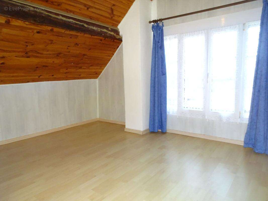 Maison à NEVOY