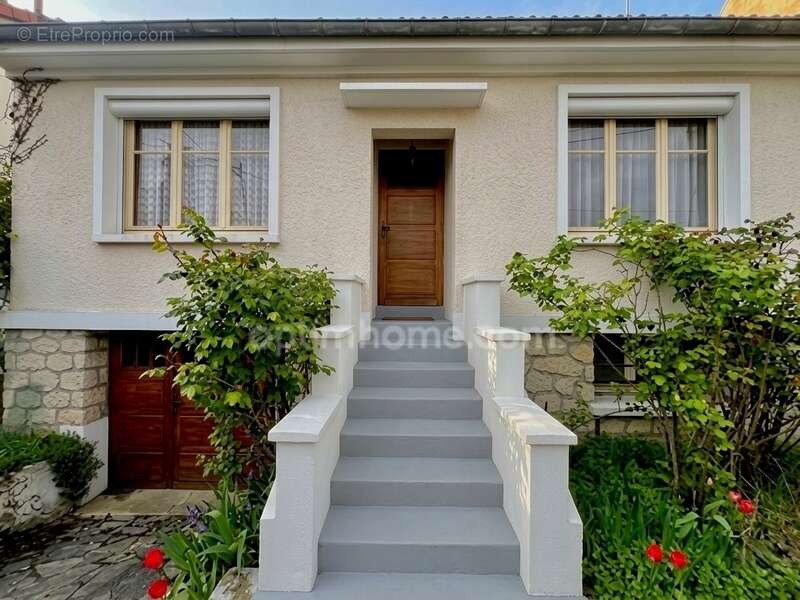 Maison à LE PLESSIS-BOUCHARD