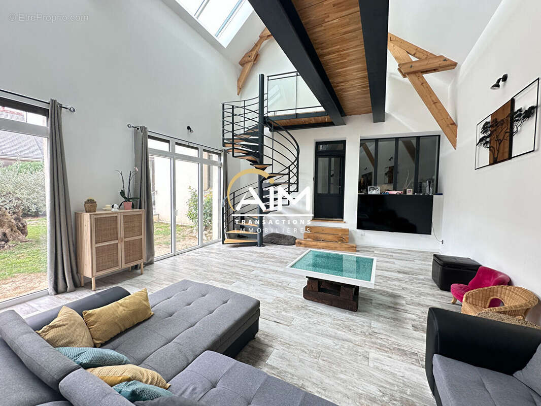 Maison à CIVRAY-DE-TOURAINE