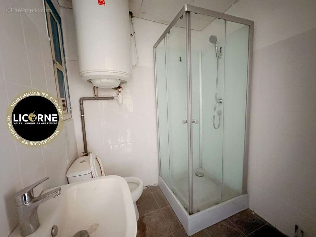 Appartement à MARSEILLE-2E