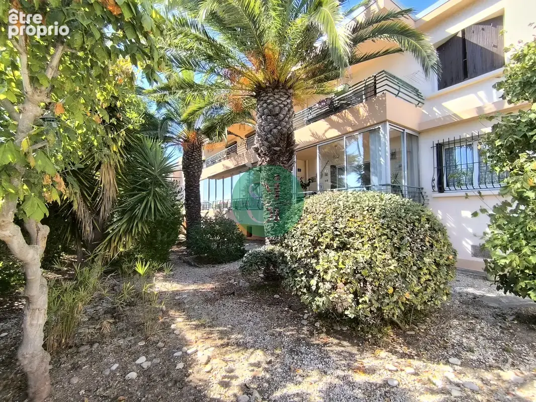 Six-fours-les-plages   appartement t3/4 traversant   1er et dernier étage - photo 17