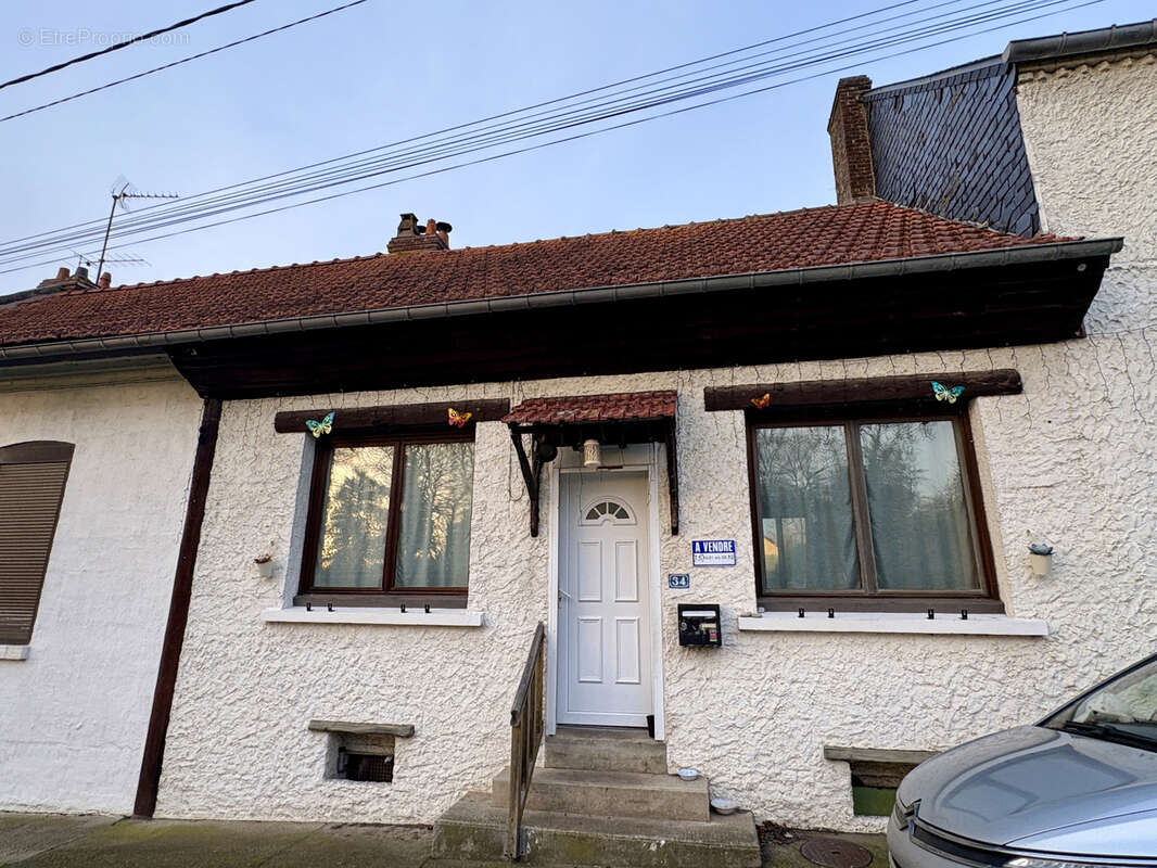 Maison à TULLY
