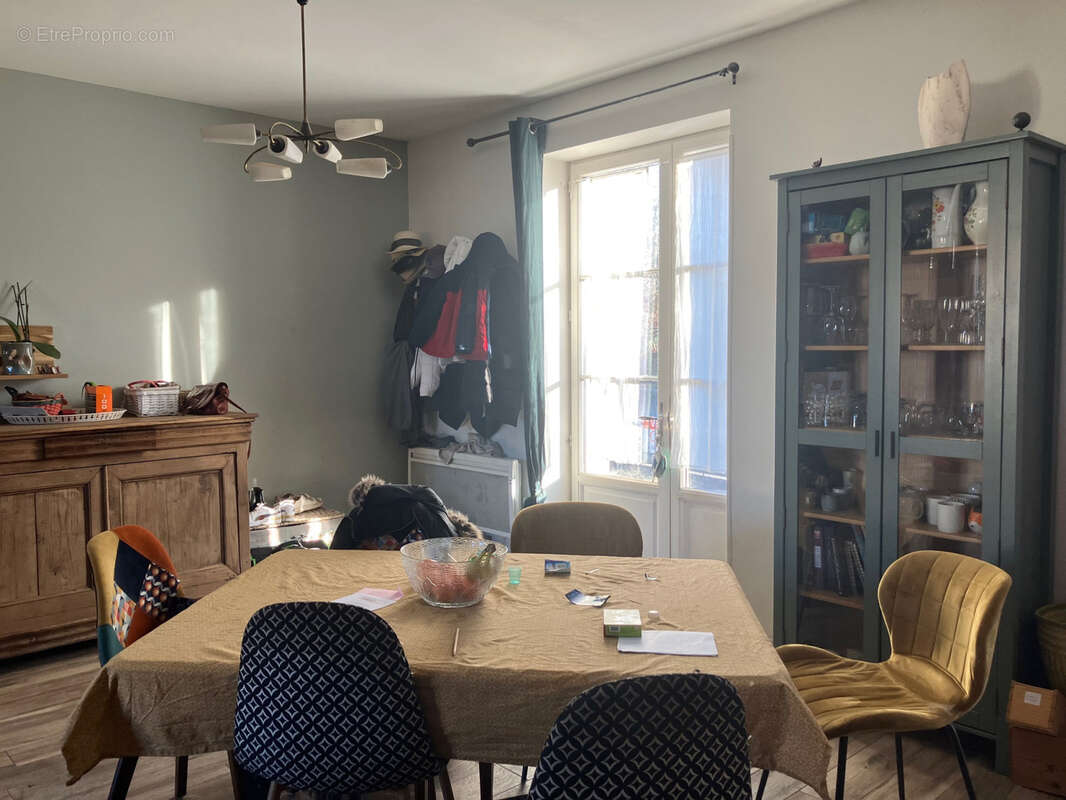 Maison à PUY-L&#039;EVEQUE