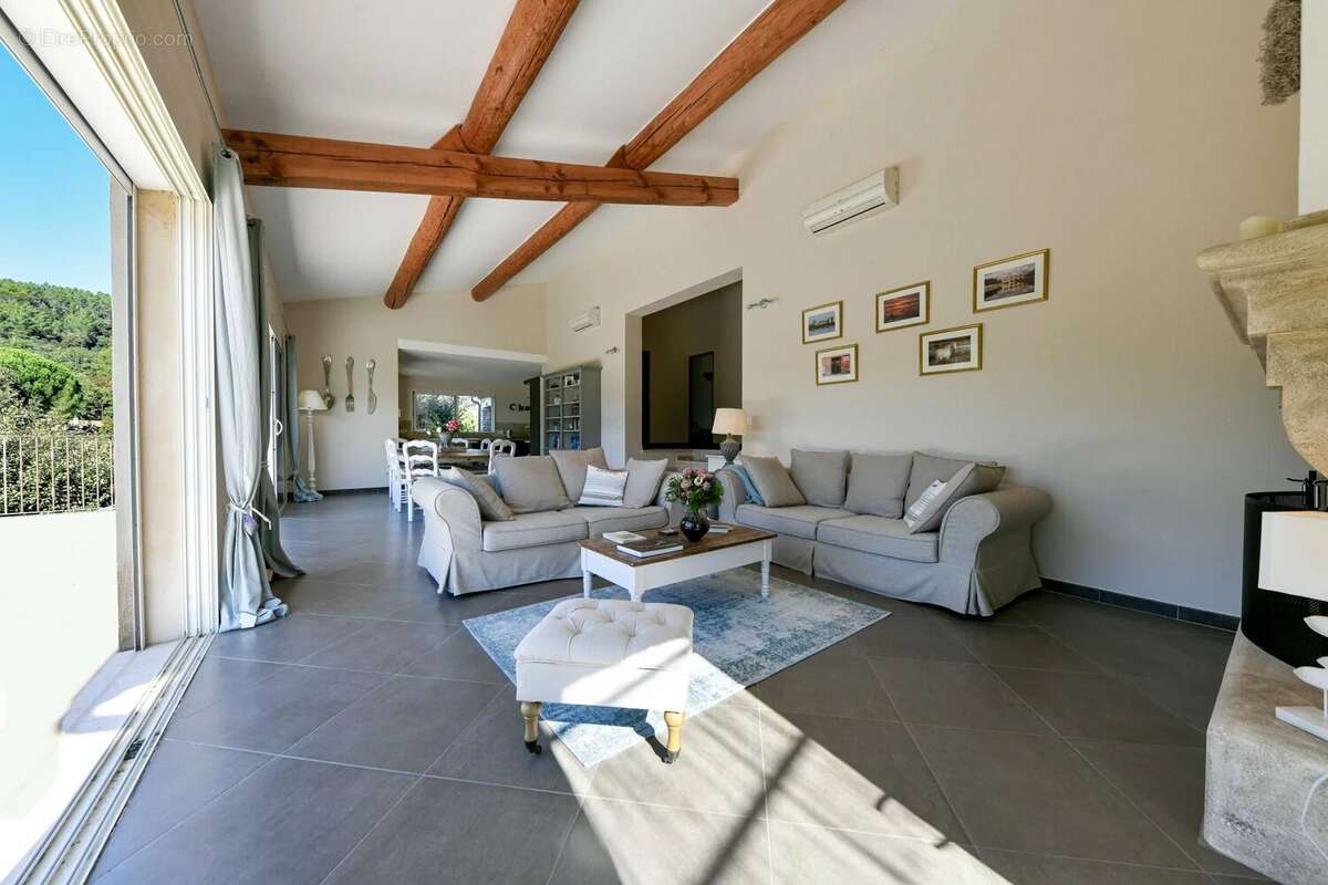 Maison à UZES