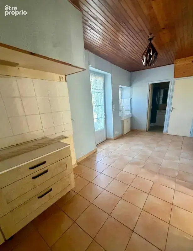 Charmante maison de plain-pied de 187 m² avec jardin arboré – Ladignac, Trentels  (47) - photo 9