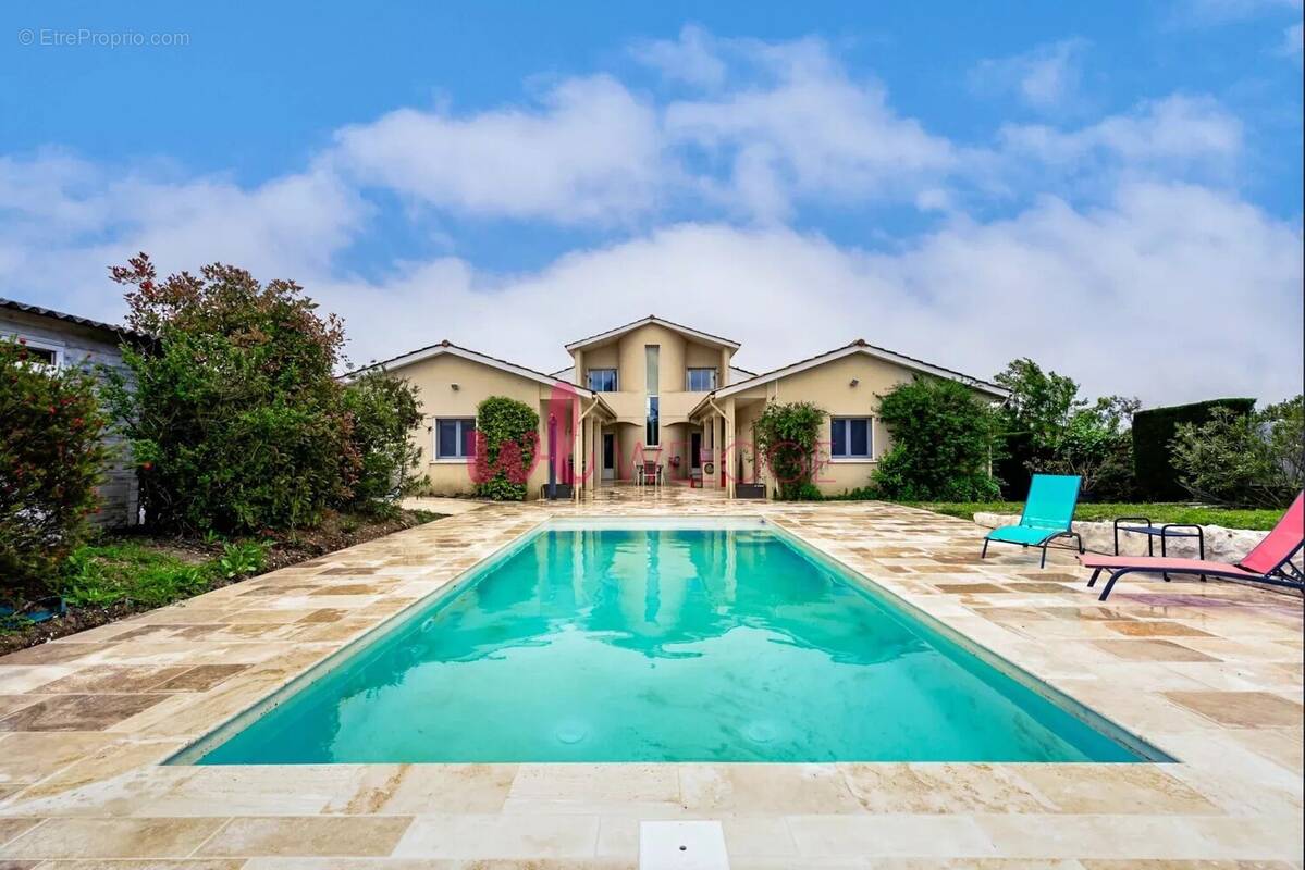 Maison à SAINTE-EULALIE